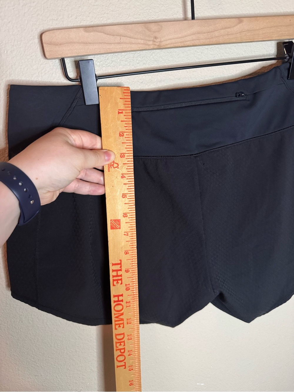 Oiselle Roga Shorts Black Size 10 - Picture 8 of 9